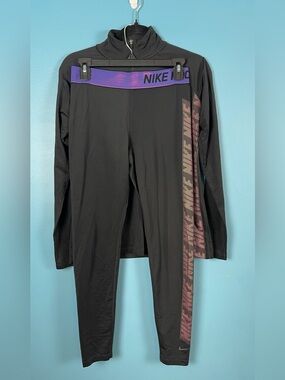 NIKE PRO “NERIEDS” tights & matching quarter zip pullover SET!! Size Medium